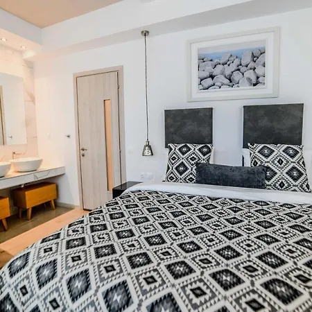 Riviera View Suites 1 * Thessaloniki