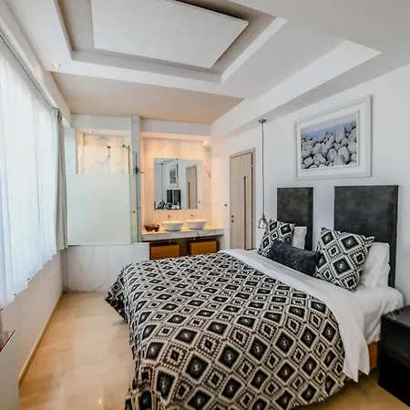 Riviera View Suites 1 Apartment *