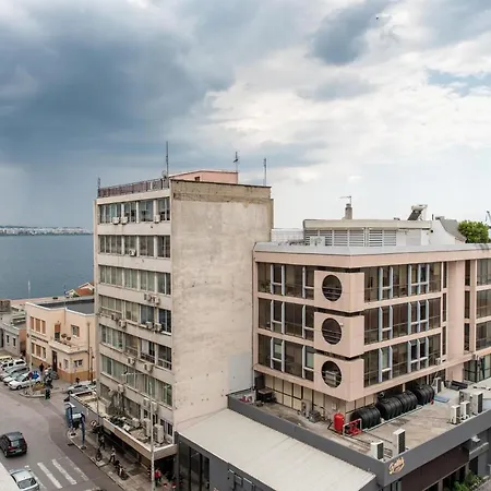 Apartment Riviera View Suites 1 *