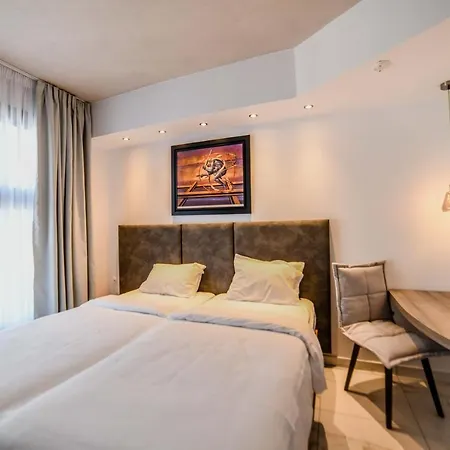 Apartment Riviera View Suites 1 *