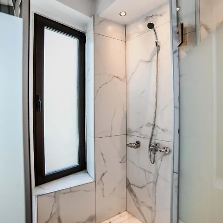 Apartment Riviera View Suites 1